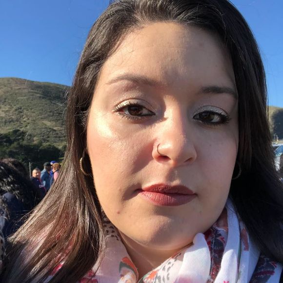 Meet your Posher, Lea - Picture 1 of 1